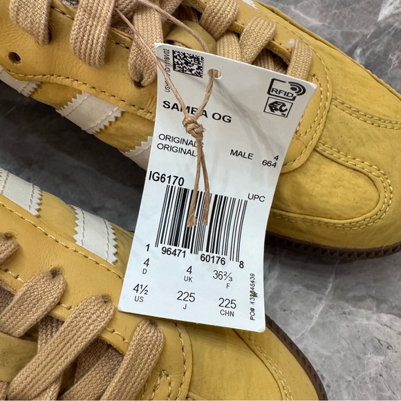 Adidas Samba Yellow Sneakers - Picture 6 of 9